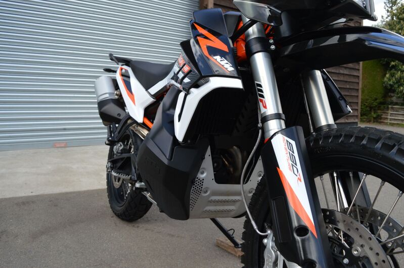 KTM 890 ADVENTURE