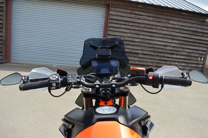 KTM 890 ADVENTURE