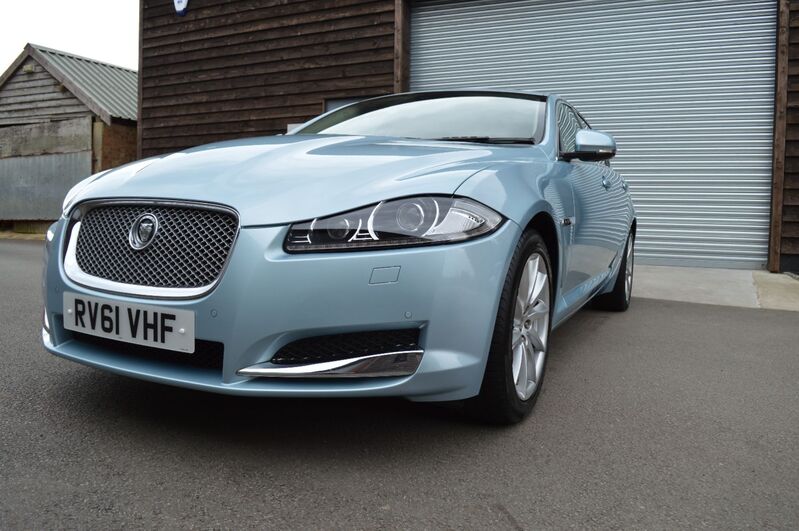 JAGUAR XF