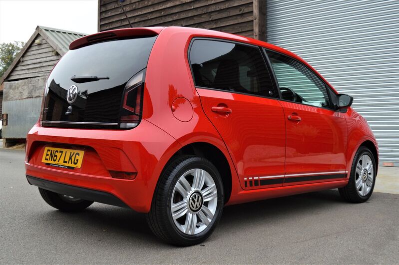 VOLKSWAGEN UP