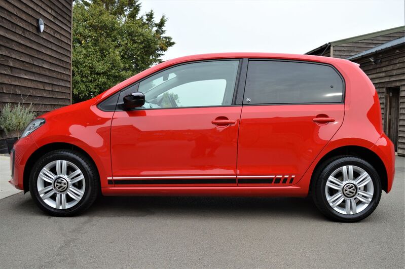 VOLKSWAGEN UP