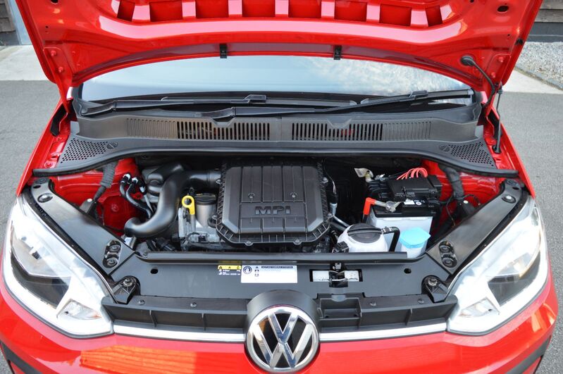 VOLKSWAGEN UP