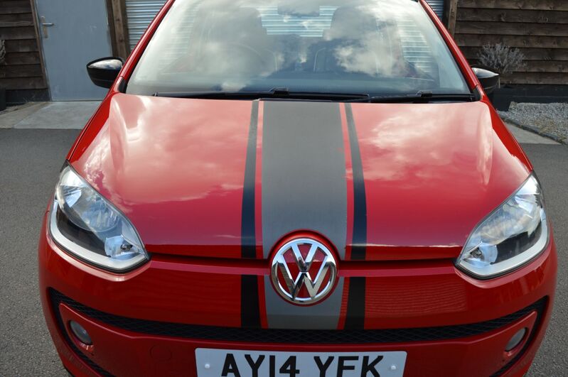 VOLKSWAGEN UP