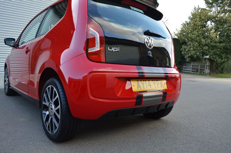 VOLKSWAGEN UP