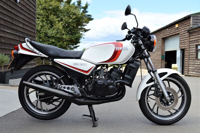 View YAMAHA RD250 LC MOTORCYCLE