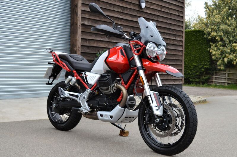 View MOTO GUZZI V85 TT EVOCATIVE ADVENTURE MOTORCYLCE