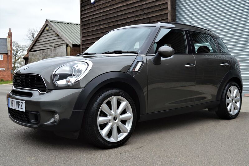 View MINI COUNTRYMAN 2.0 COOPER SD 5 DOOR