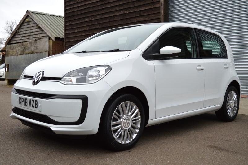 View VOLKSWAGEN UP 1.0 MPI Move up 5 door