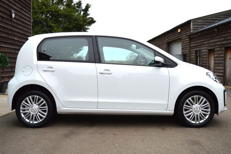 VOLKSWAGEN UP