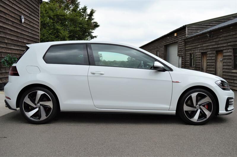 View VOLKSWAGEN GOLF 2.0 TSI GTI PERFORMANCE DSG 5 DOOR